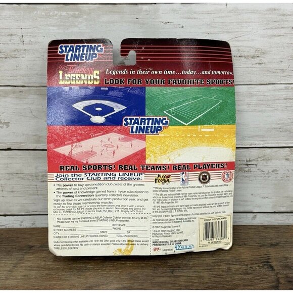 1997 Timeless Legends Starting Lineup Sugar Ray Leonard Boxing Action Figure - Picture 2 of 6